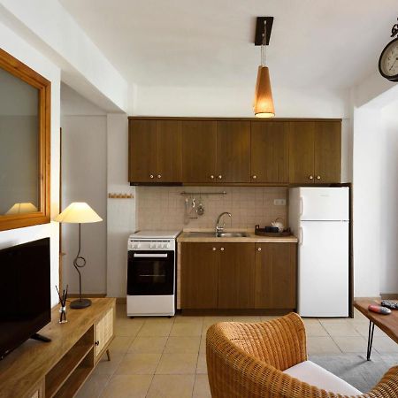 וורוורו 4Elies Apartments מראה חיצוני תמונה