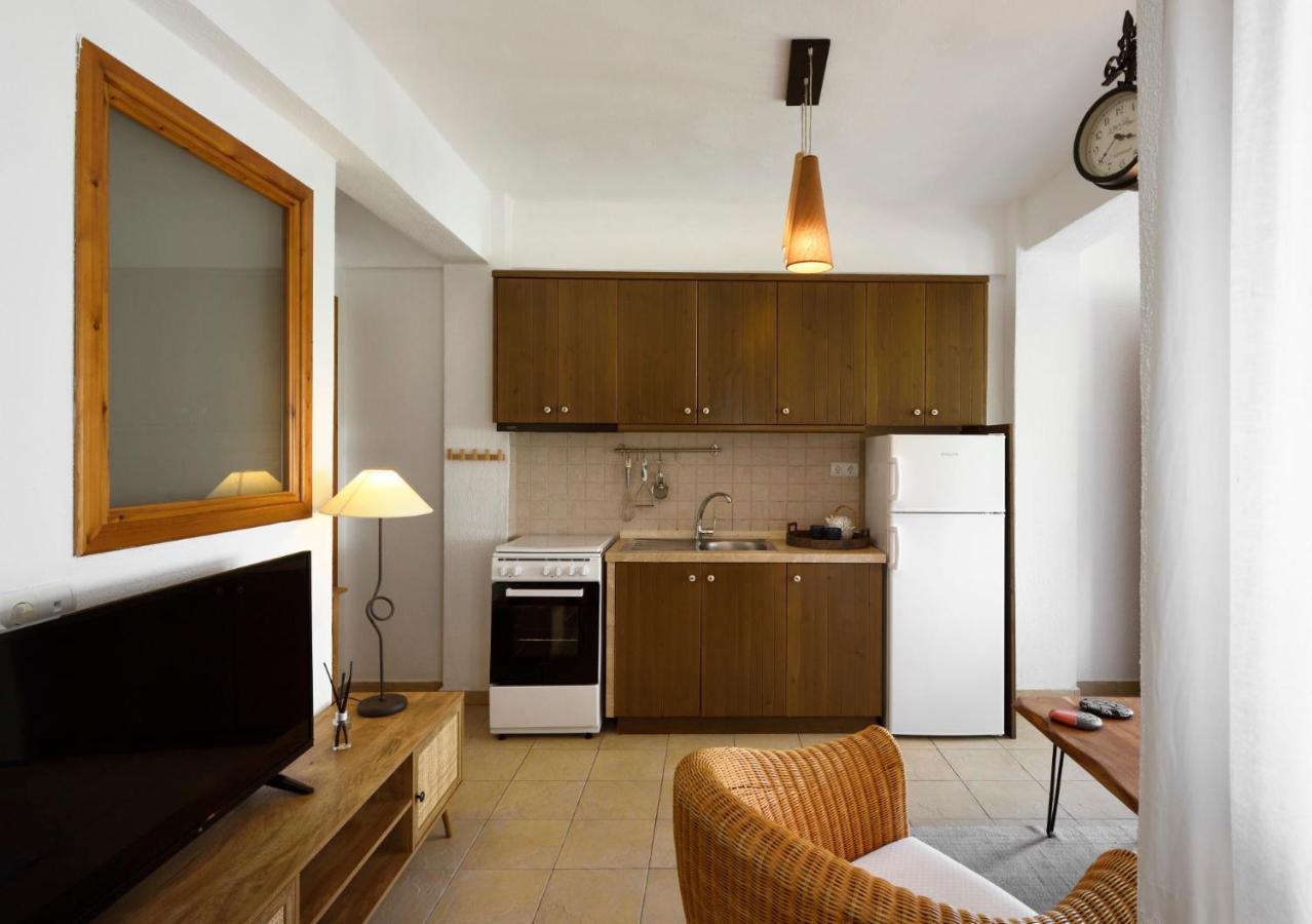 וורוורו 4Elies Apartments מראה חיצוני תמונה